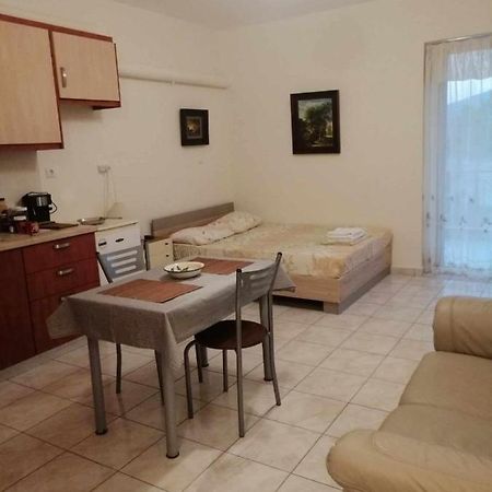 Gallery Suites "Athina" Missolonghi Экстерьер фото