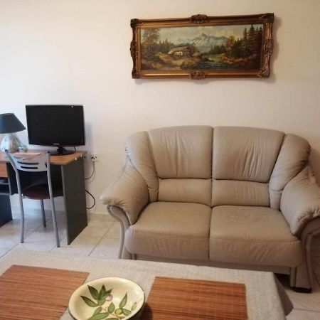 Gallery Suites "Athina" Missolonghi Экстерьер фото
