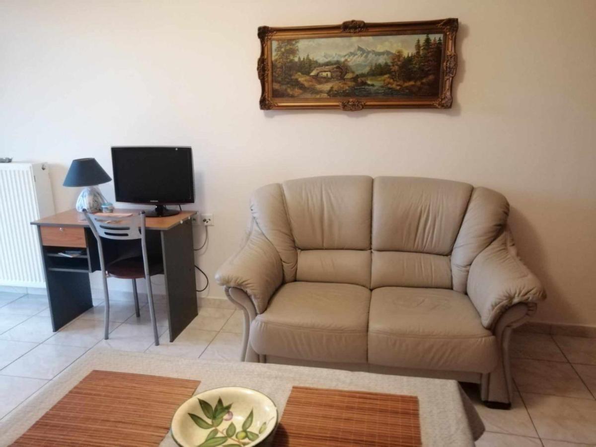 Gallery Suites "Athina" Missolonghi Экстерьер фото